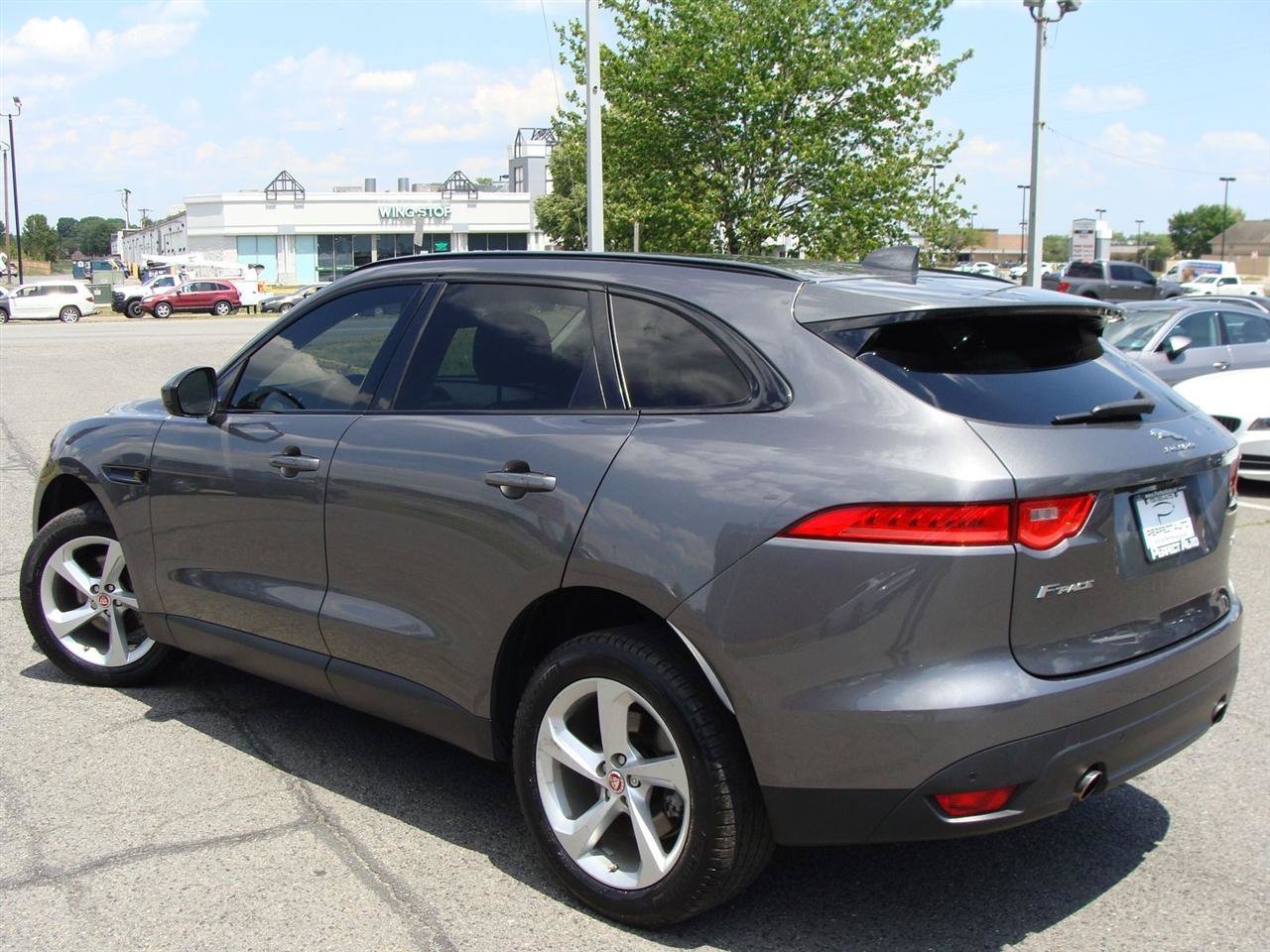 Used 2019 Jaguar F-PACE Premium AWD/4WD image 4