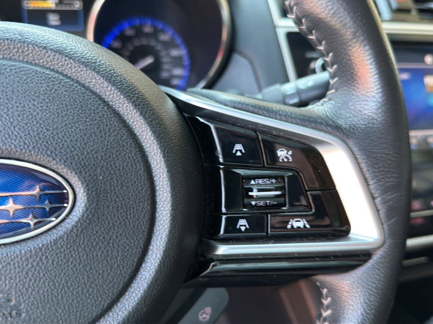 Used 2018 Subaru Outback 2.5i Touring AWD/4WD image 23