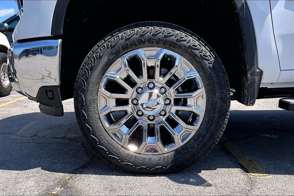 New 2026 Chevrolet Silverado 2500 LTZ w/ LTZ Premium Texas Edition AWD/4WD image 12