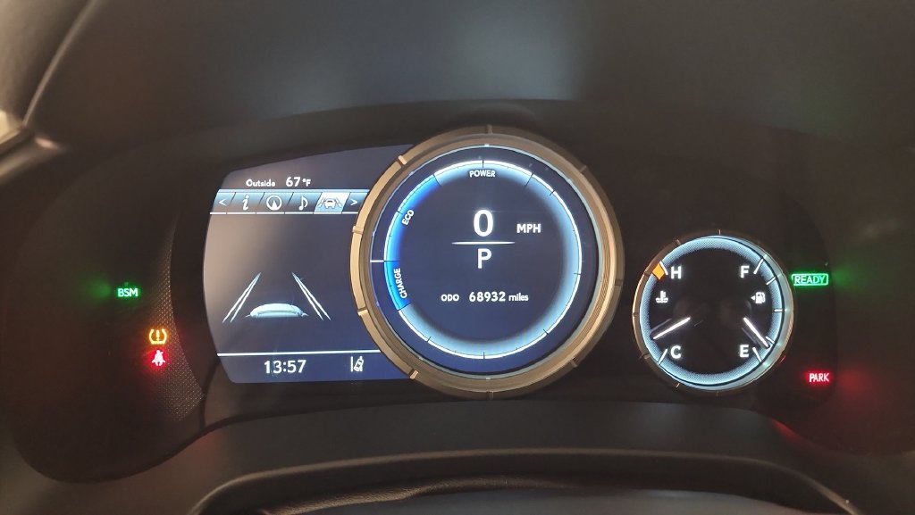 Used 2020 Lexus RX 450h F Sport w/ Accessory Package AWD/4WD image 11