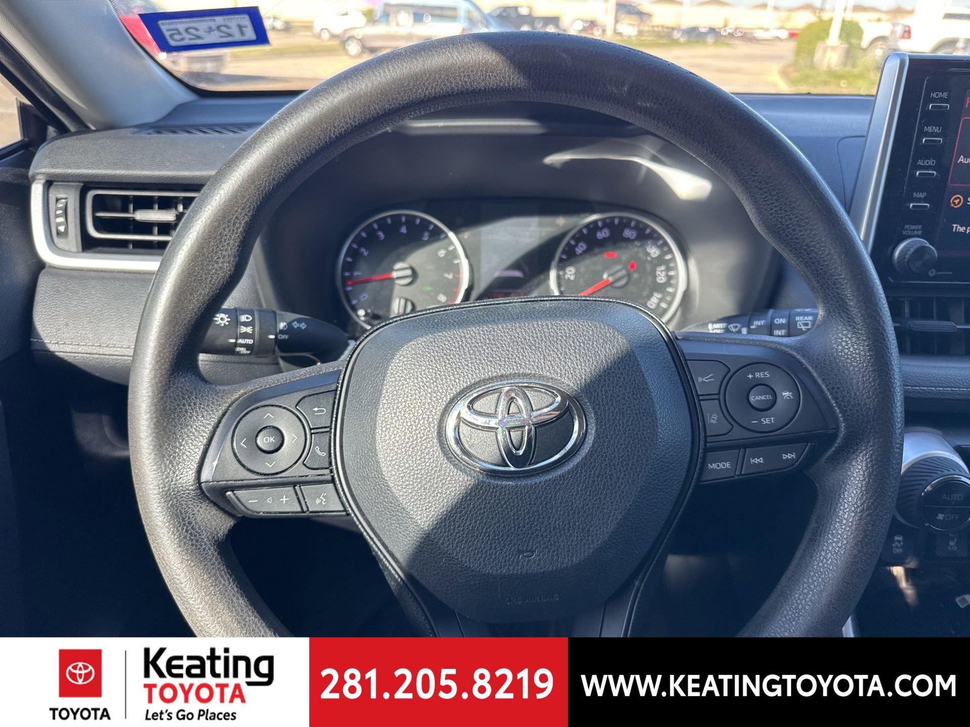 Used 2019 Toyota RAV4 XLE image 15
