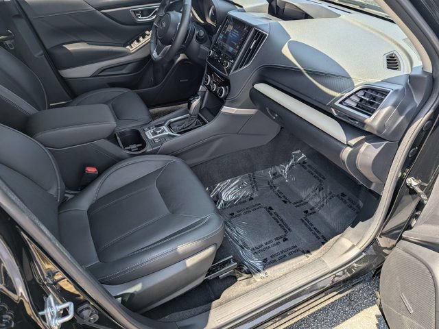 Used 2023 Subaru Forester Limited AWD/4WD image 12