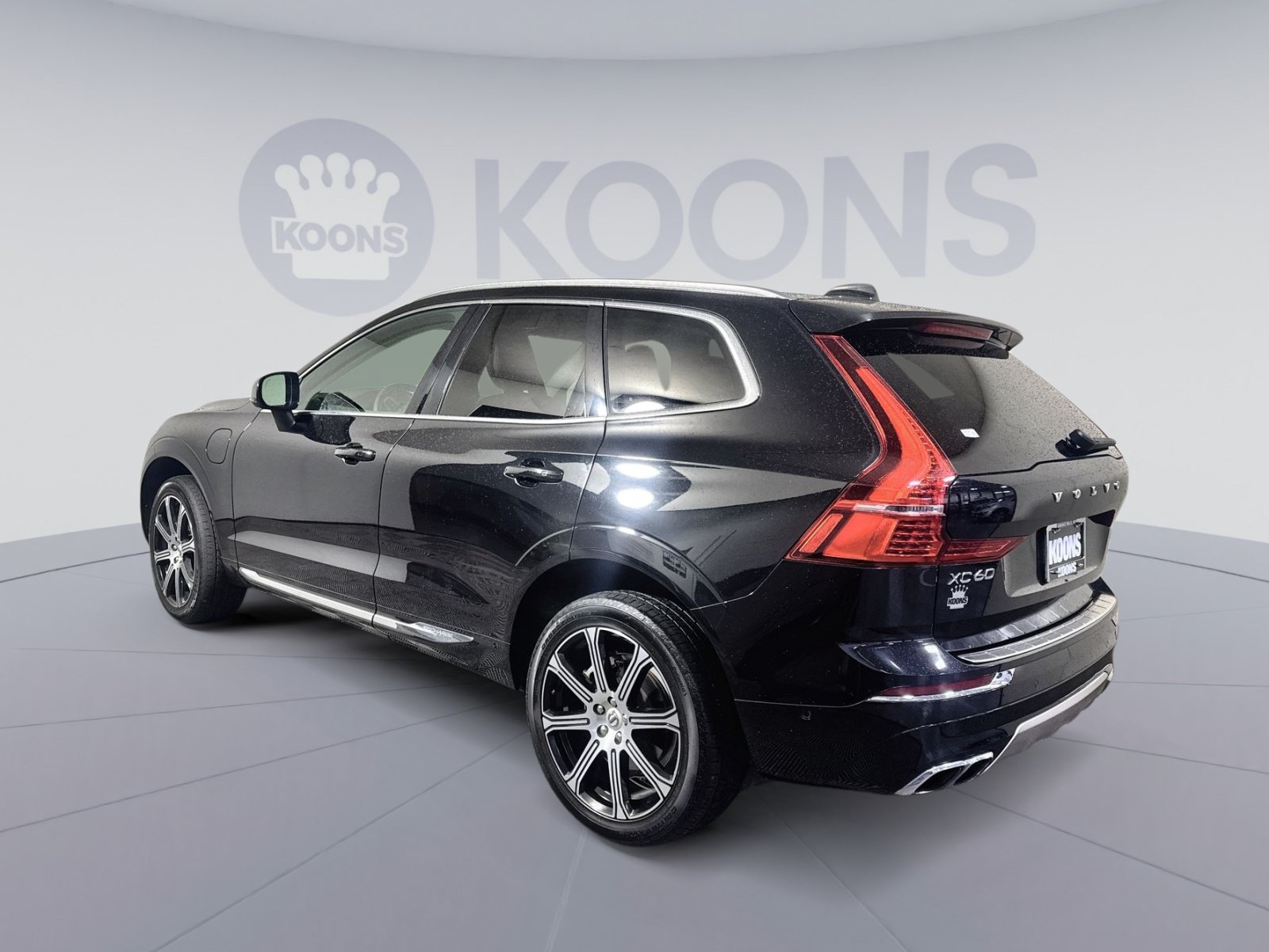 Used 2021 Volvo XC60 T8 Inscription w/ Advanced Package AWD/4WD image 4