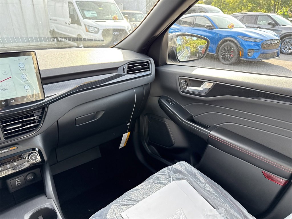 Used 2025 Ford Escape ST-Line w/ Tech Pack #1 image 15