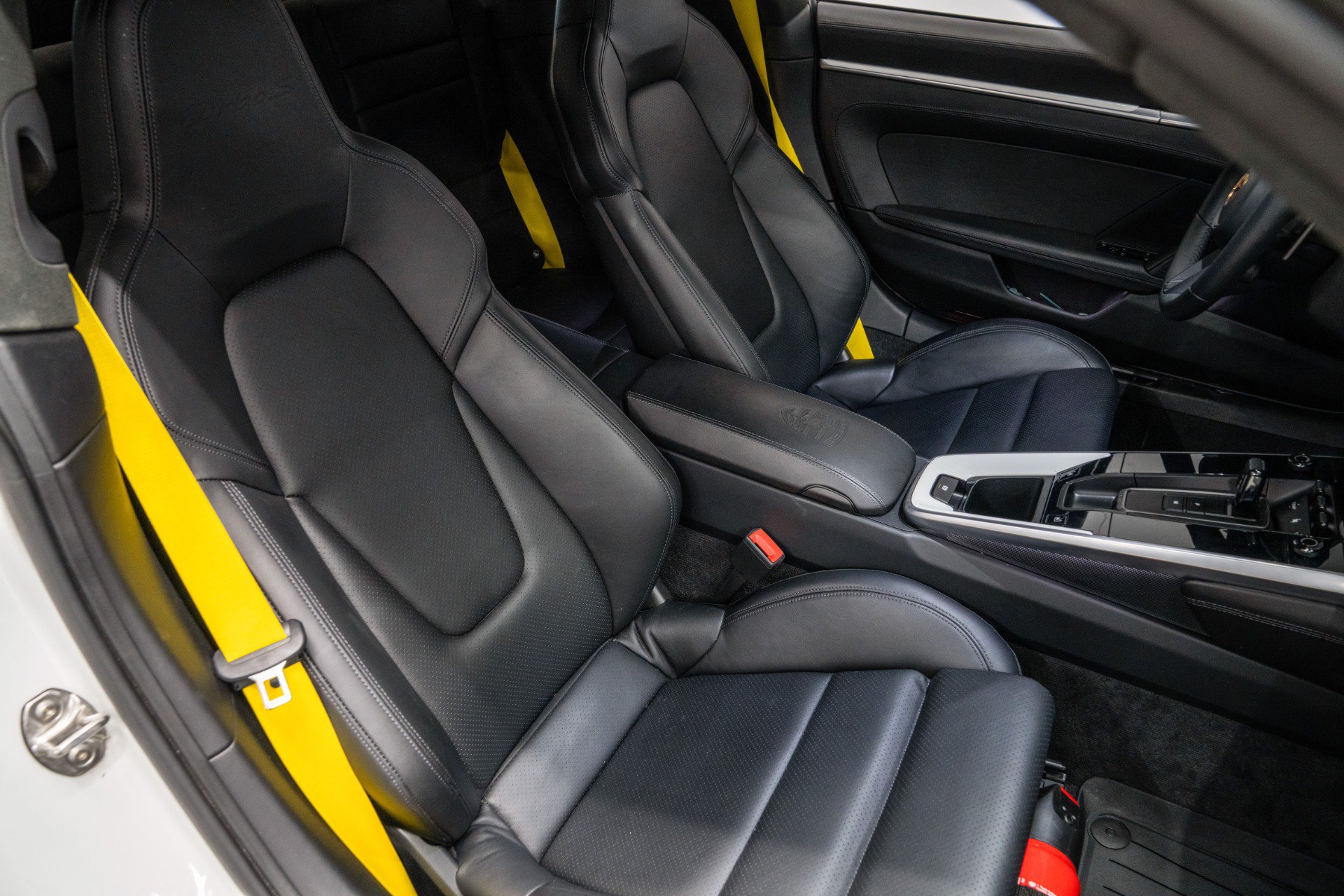 Used 2022 Porsche 911 Turbo S AWD/4WD image 21