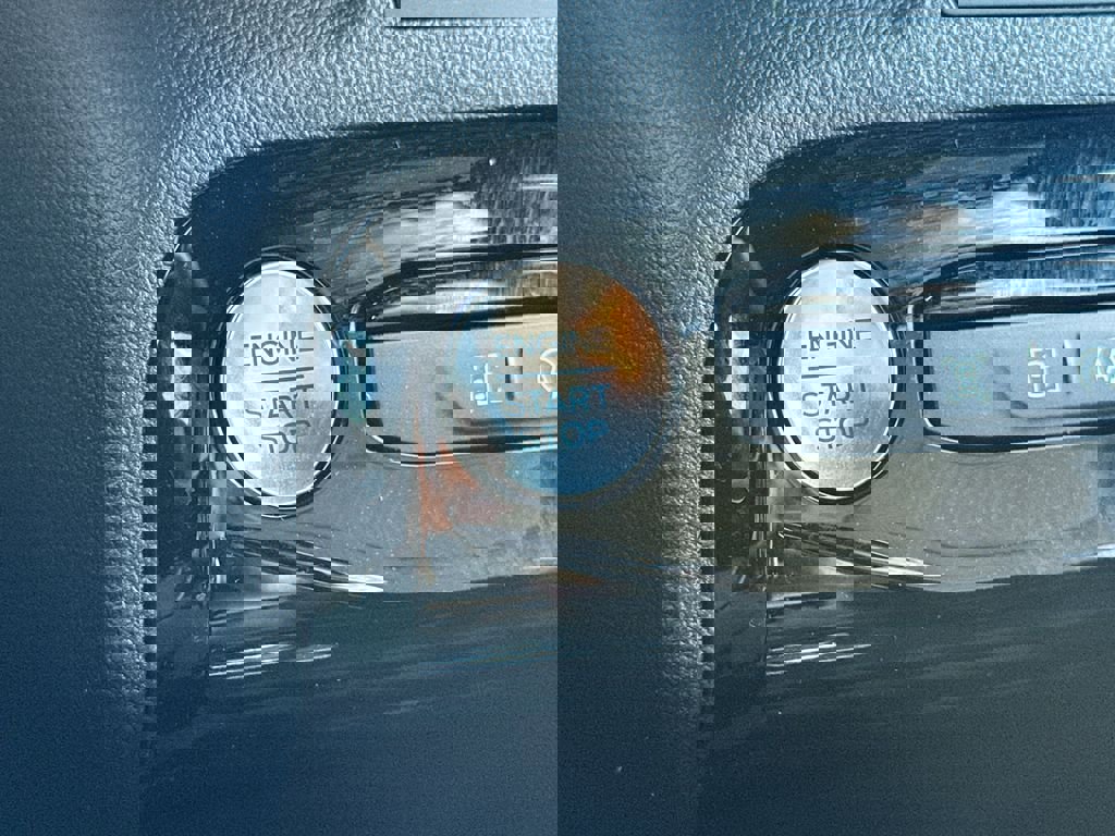 Used 2024 Ford Escape ST-Line w/ Tech Pack #1 image 18