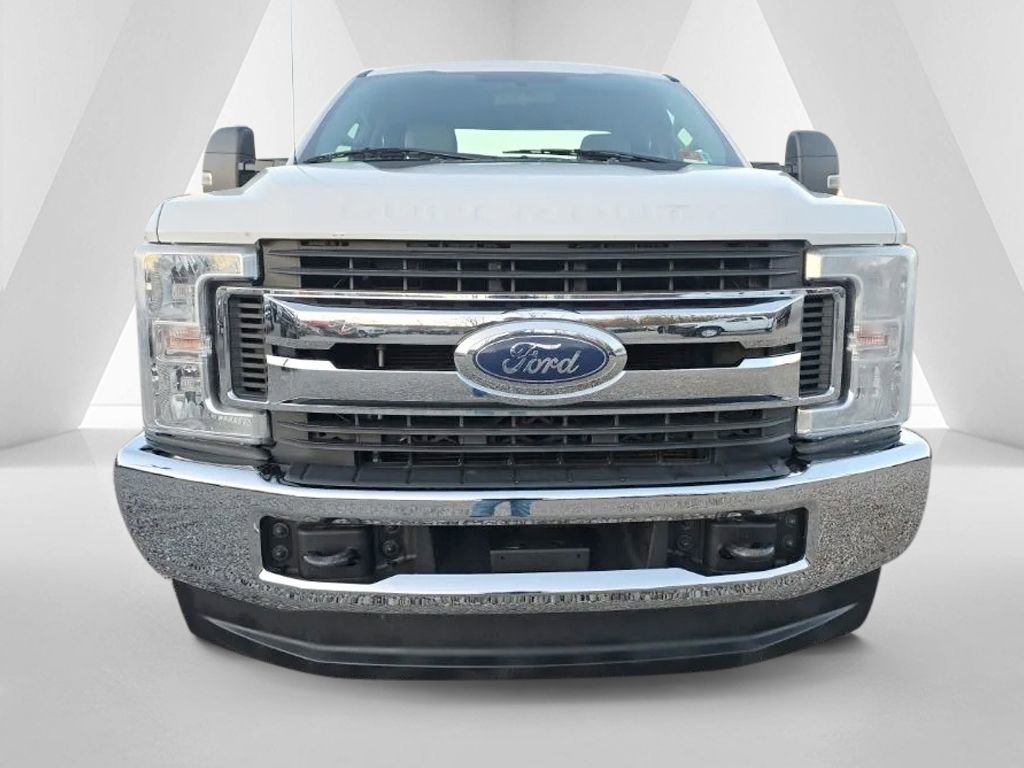 Used 2018 Ford F250 XL w/ Power Equipment Group image 2
