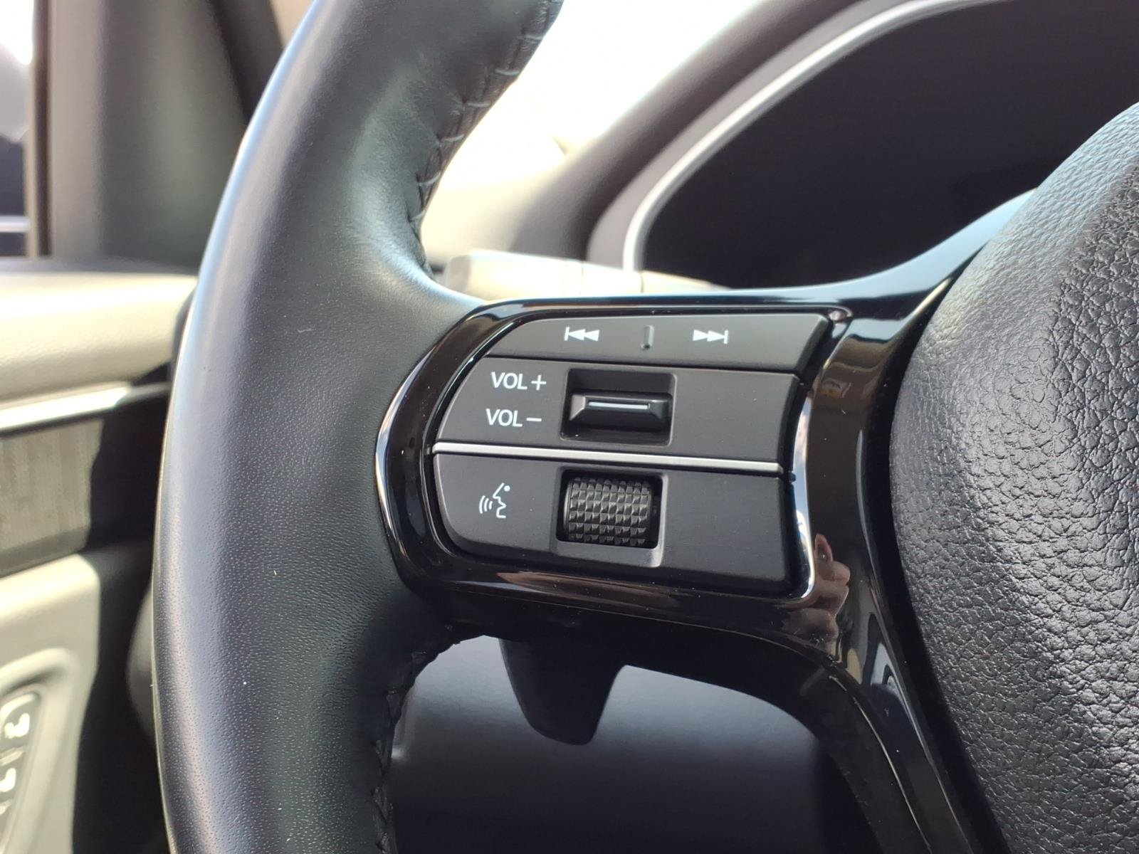 Used 2023 Honda Pilot Elite image 25