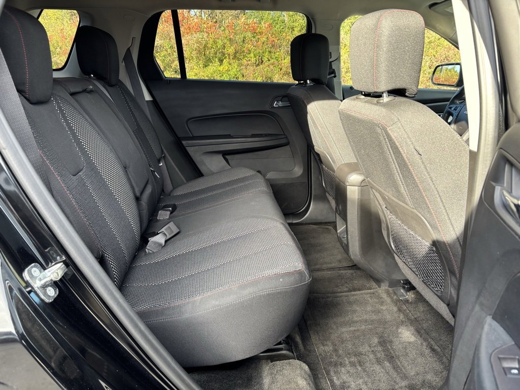 Used 2017 GMC Terrain SLE image 26