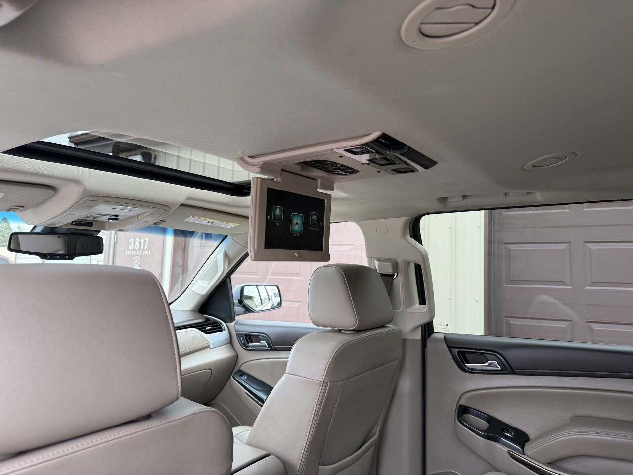 Used 2019 GMC Yukon XL SLT w/ Premium Edition AWD/4WD image 21