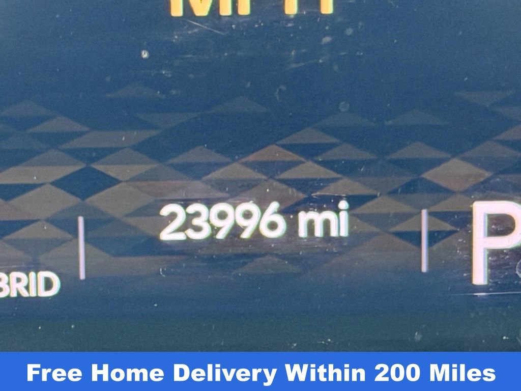 Used 2024 Jeep Wrangler Unlimited Sahara w/ Safety Group image 33