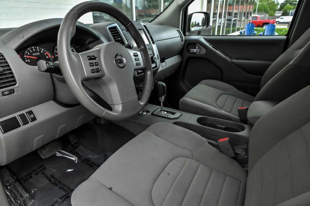 Used 2021 Nissan Frontier S RWD image 12