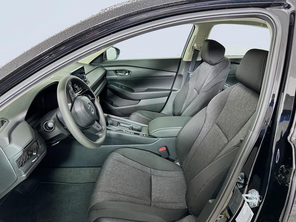 Certified 2025 Honda Accord LX image 8