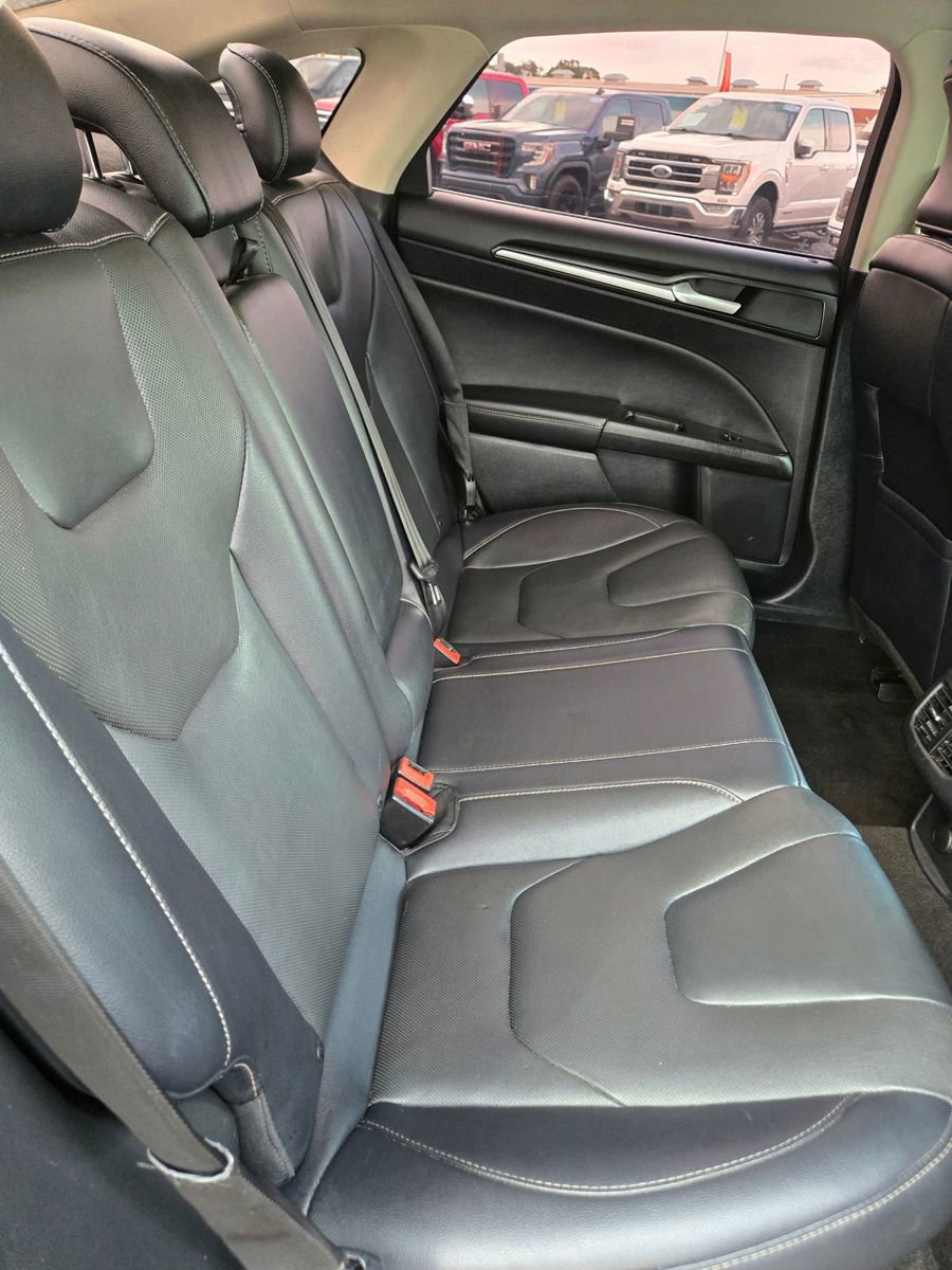 Used 2019 Ford Fusion Titanium image 46