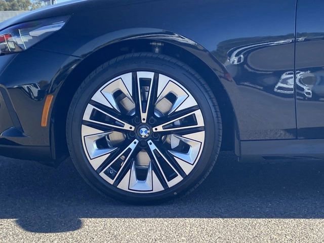 Used 2025 BMW 530i image 10