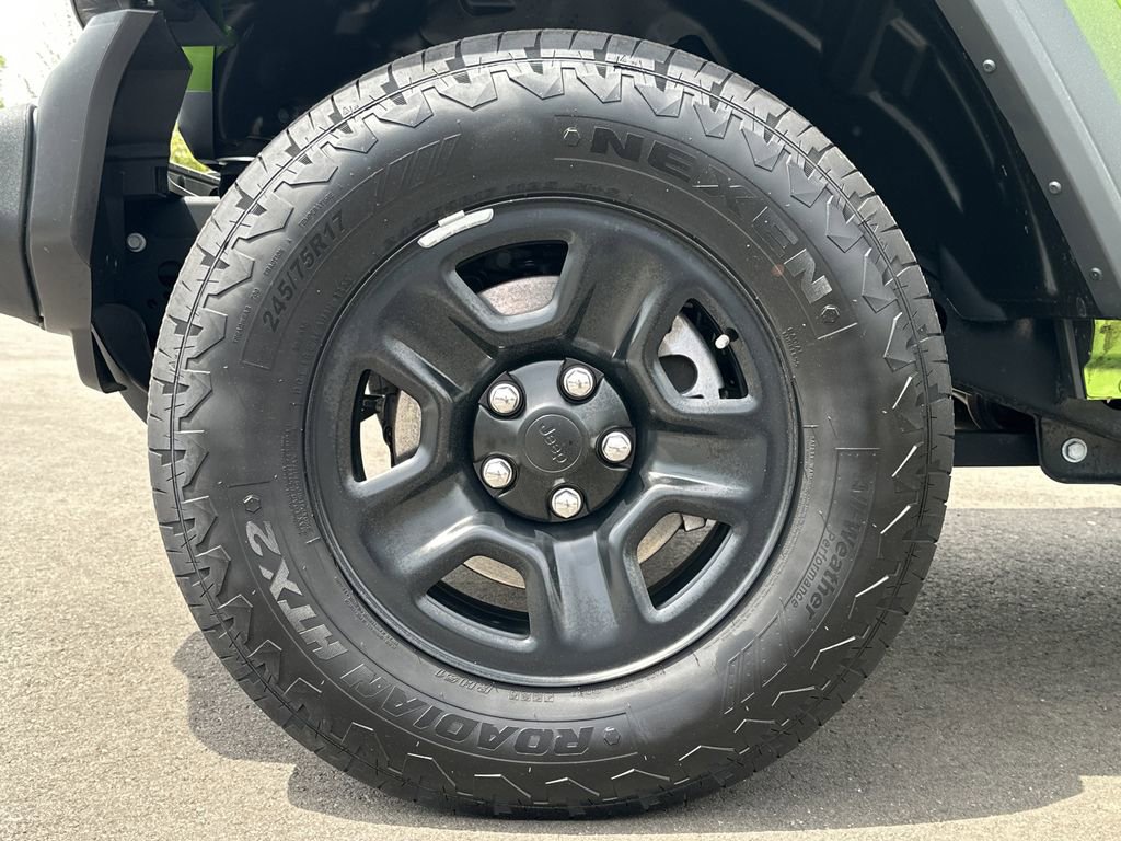 Certified 2025 Jeep Wrangler Sport AWD/4WD image 14