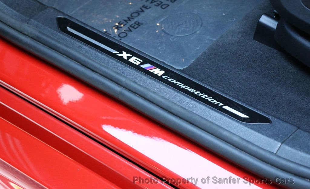 Used 2024 BMW X6 M Competition image 38