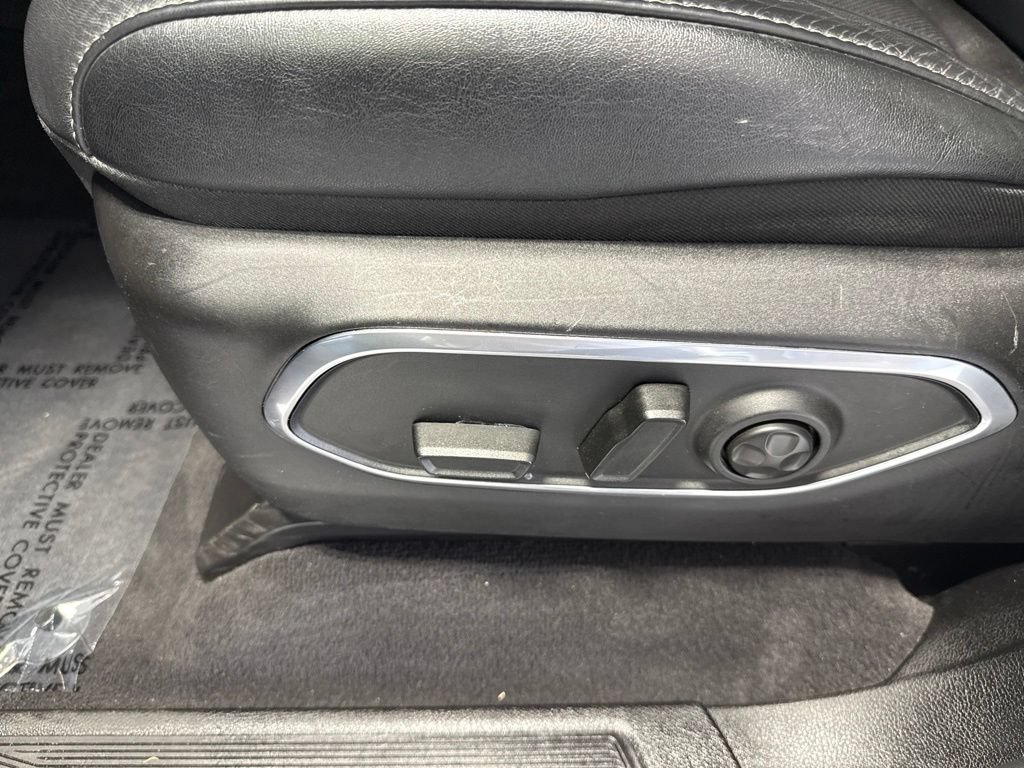 Used 2024 Jeep Wagoneer L Series II w/ Flexible Seating Group AWD/4WD image 20