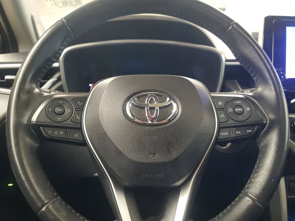 Certified 2023 Toyota Corolla Cross XLE w/ Convenience Package image 22