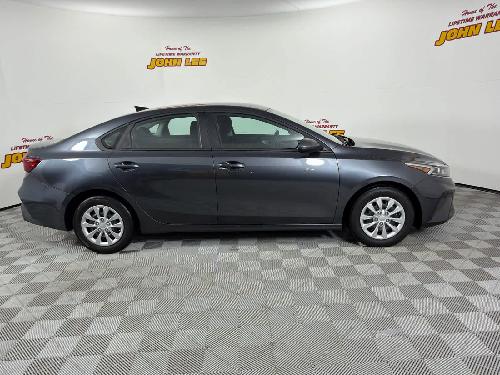 Used 2024 Kia Forte LX image 7