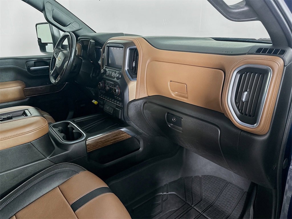 Used 2021 Chevrolet Silverado 2500 High Country image 32