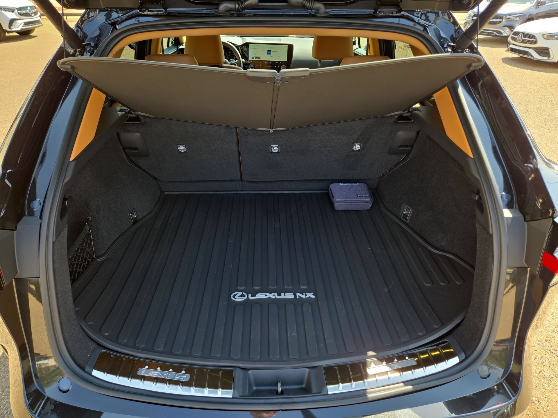 New 2026 Lexus NX 350h AWD w/ Accessory Package (2T) image 12