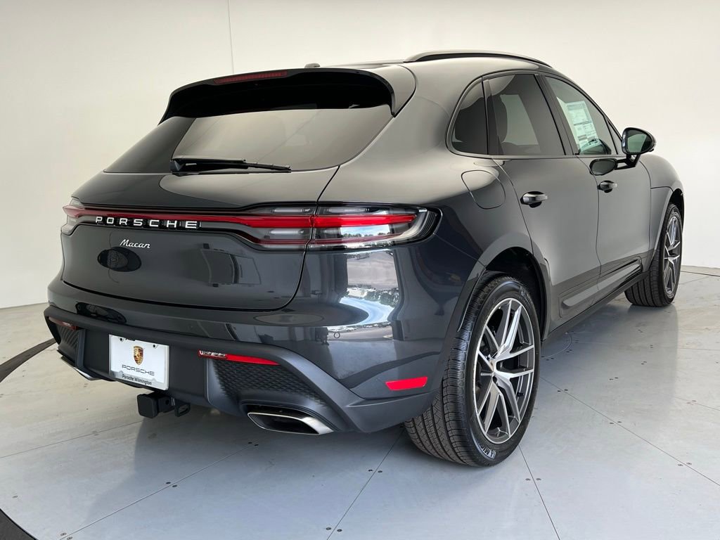 Certified 2025 Porsche Macan image 22