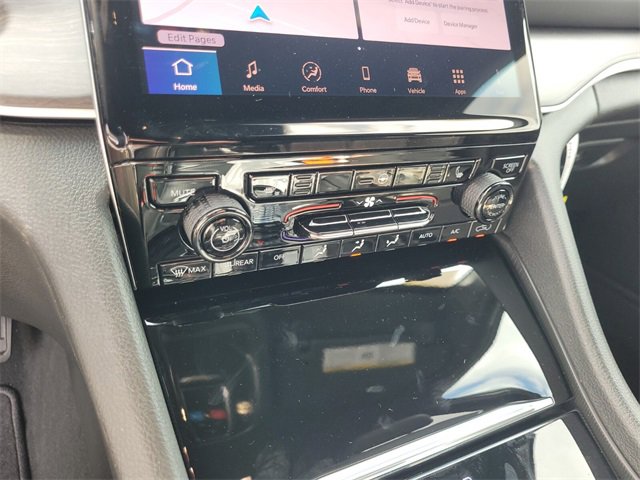 New 2025 Jeep Grand Cherokee Limited image 24