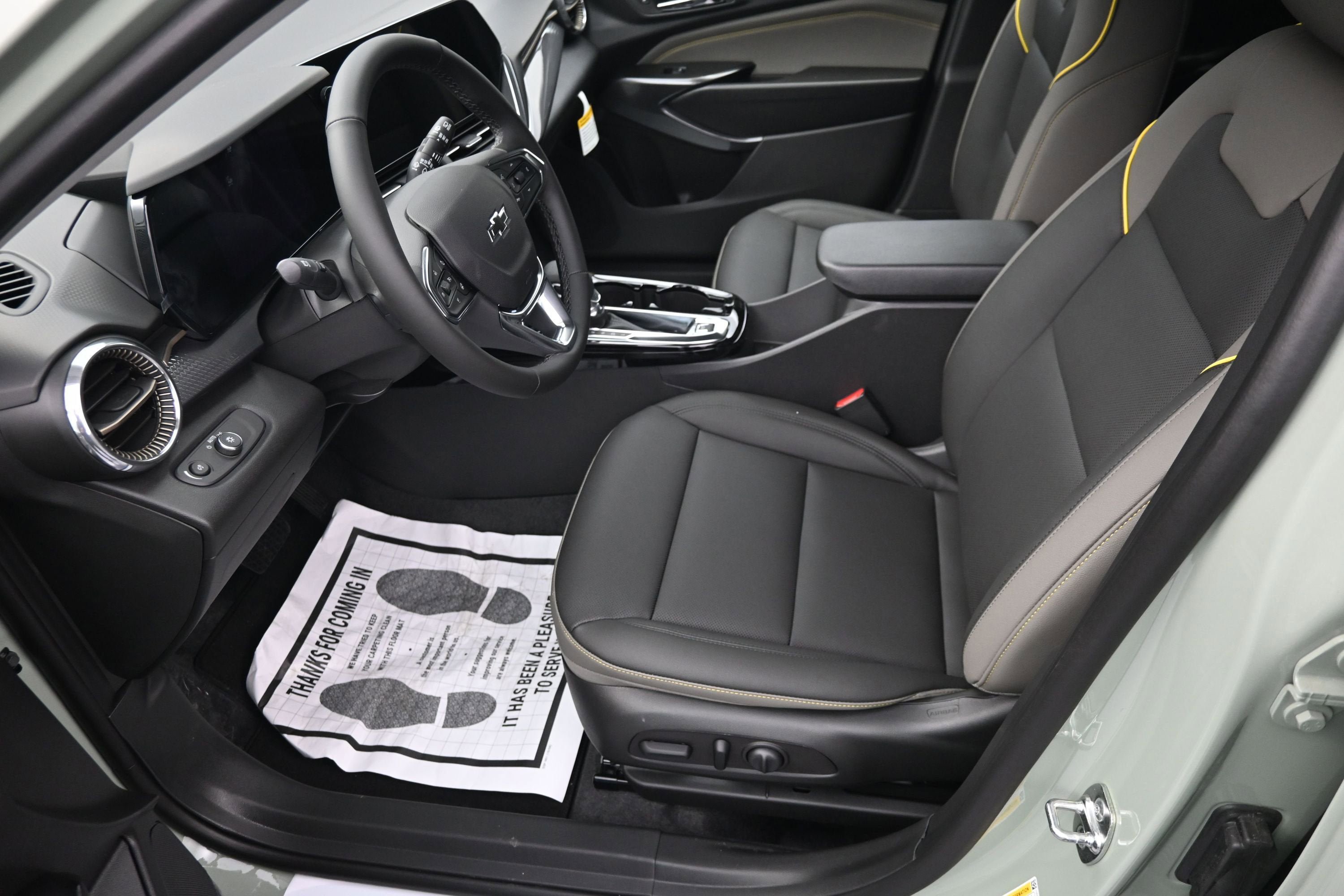 New 2026 Chevrolet Trax ACTIV FWD image 10