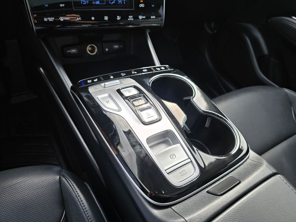 Used 2022 Hyundai Tucson Limited image 33