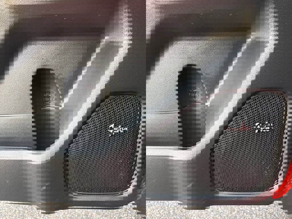 Used 2025 Nissan Frontier PRO-4X w/ Pro Convenience Package AWD/4WD image 17