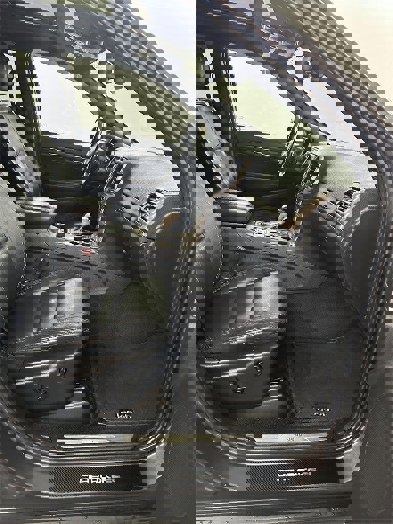 Used 2016 Jeep Grand Cherokee Limited w/ Trailer Tow Group IV image 41