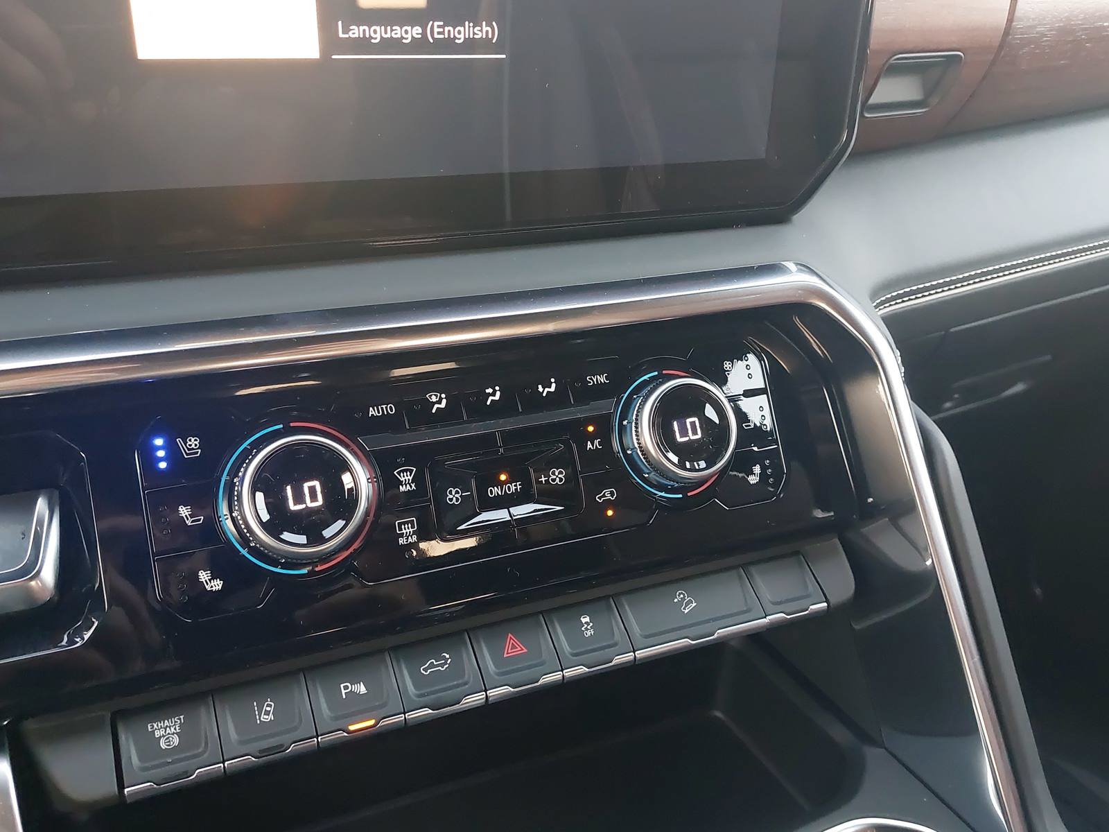 New 2026 GMC Sierra 2500 Denali Ultimate AWD/4WD image 20