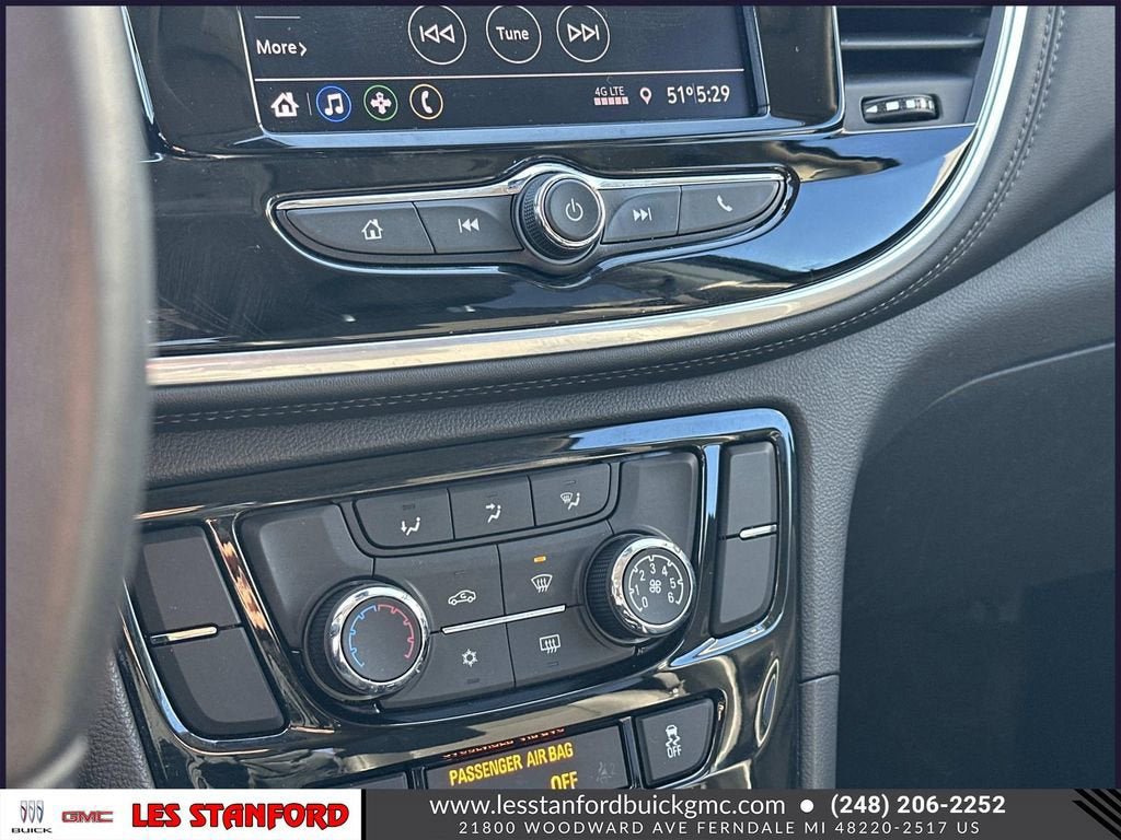 Used 2022 Buick Encore Preferred w/ Safety Package image 31