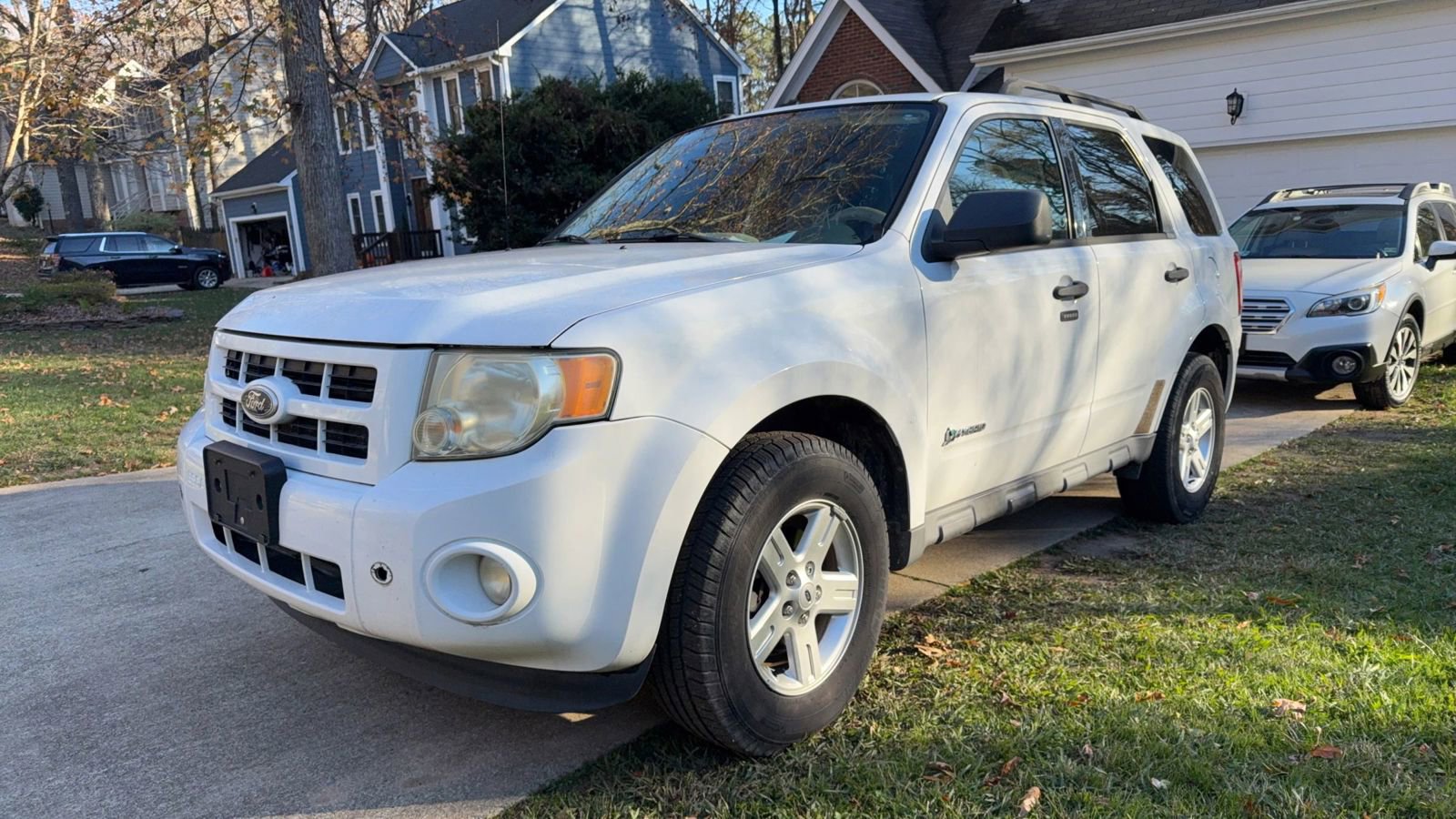 Used 2010 Ford Escape 2WD Hybrid image 3