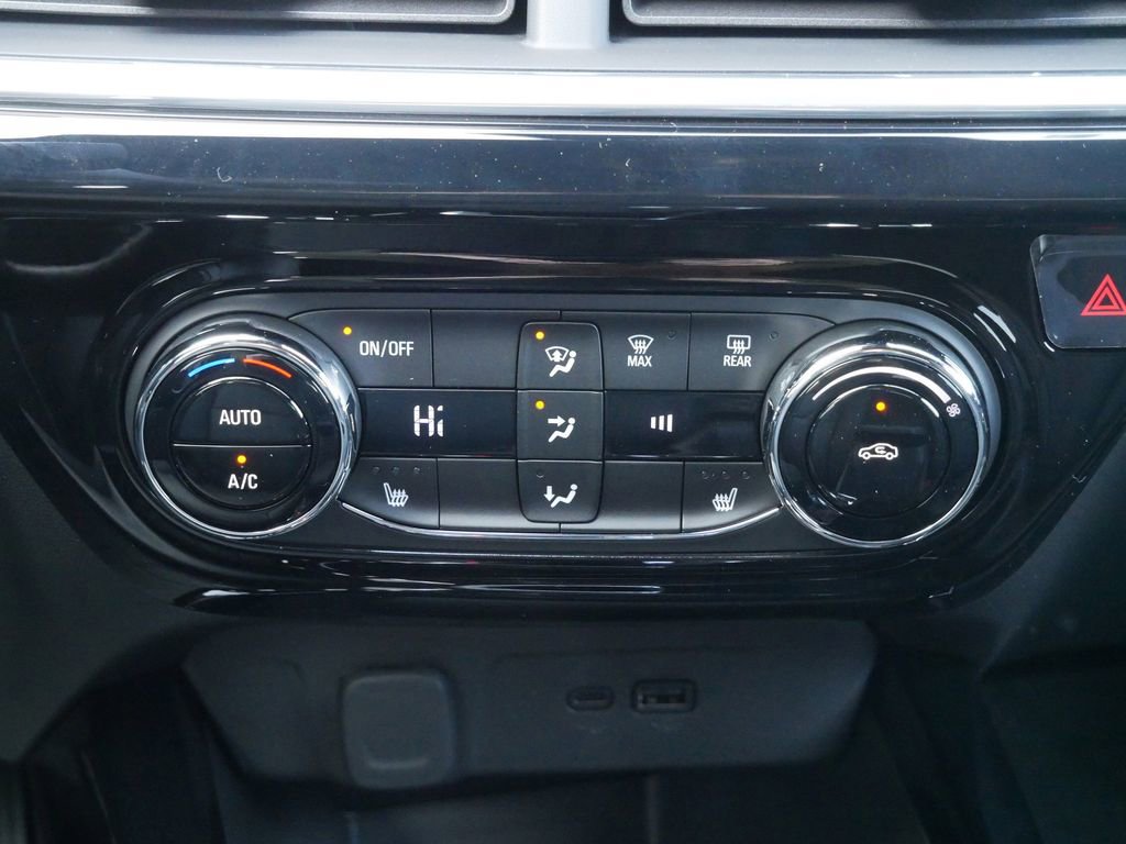 New 2026 Chevrolet Trax RS w/ Driver Confidence Package FWD image 23