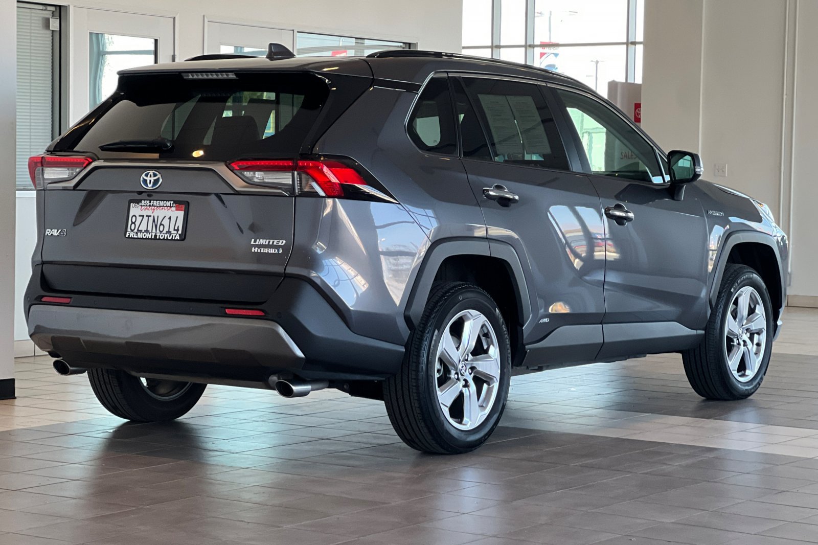 Certified 2021 Toyota RAV4 Limited AWD/4WD image 4
