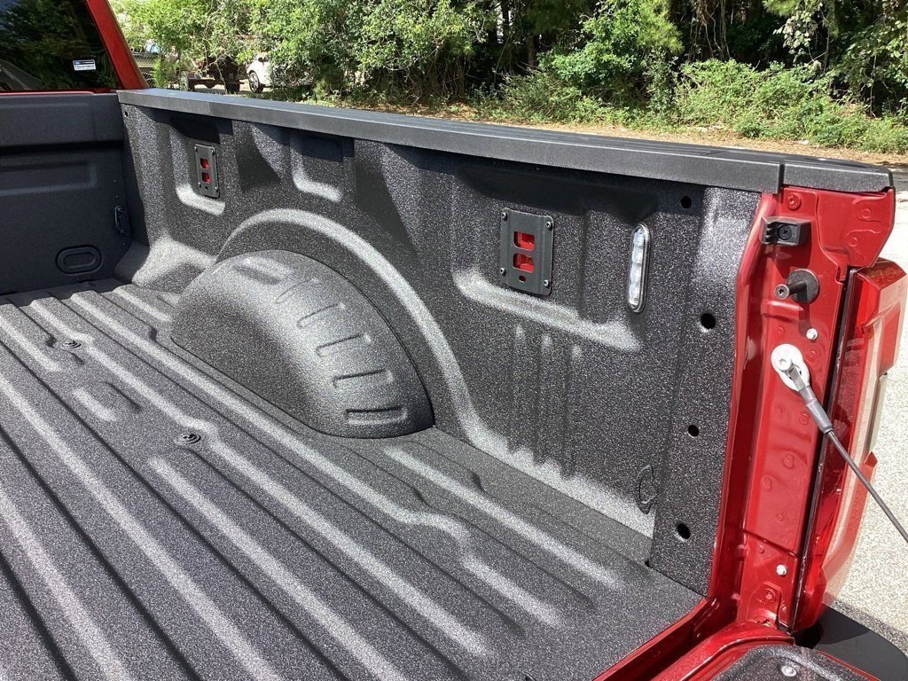 New 2025 Ford F250 Lariat w/ Black Appearance Package image 12