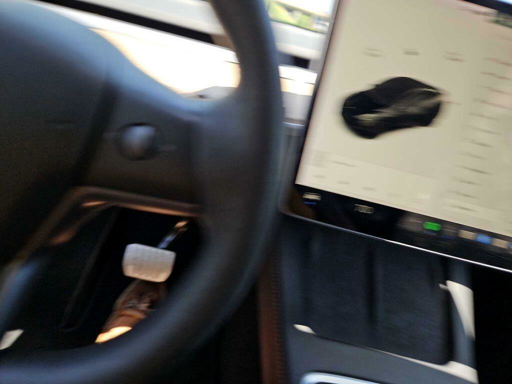 Used 2021 Tesla Model Y Performance AWD/4WD image 20