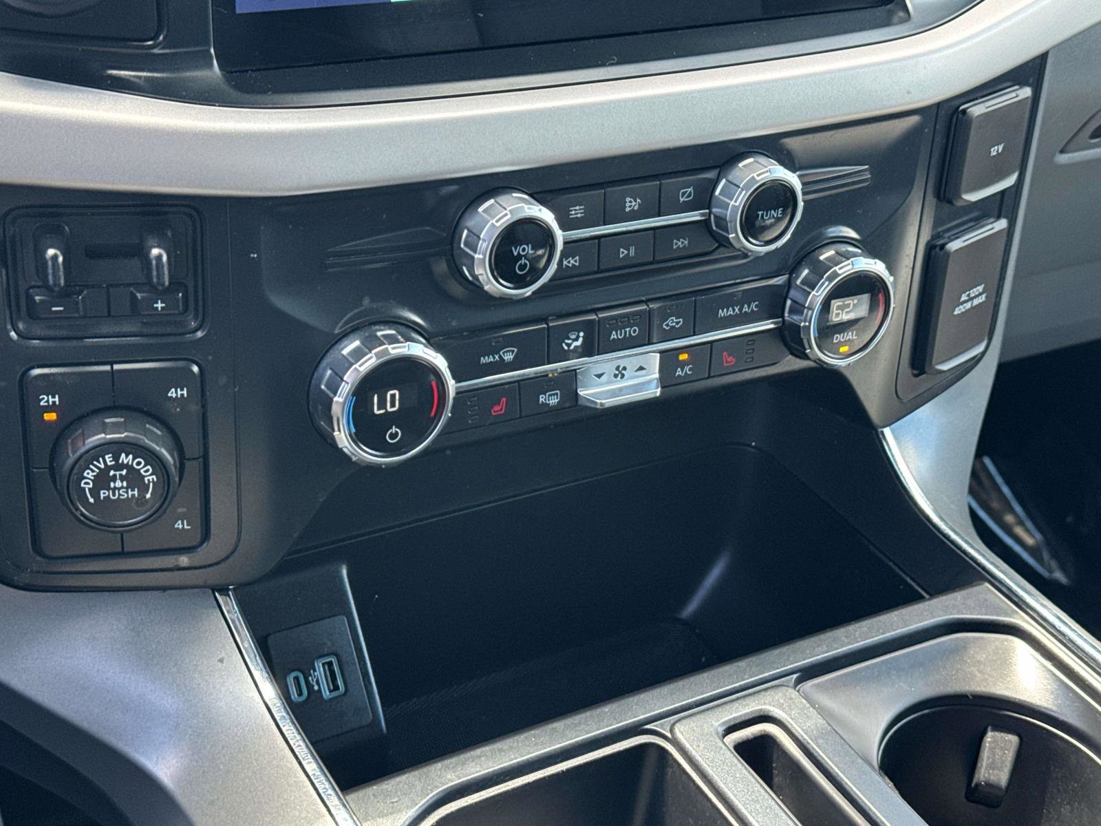 Used 2021 Ford F150 XLT w/ Equipment Group 302A High AWD/4WD image 6