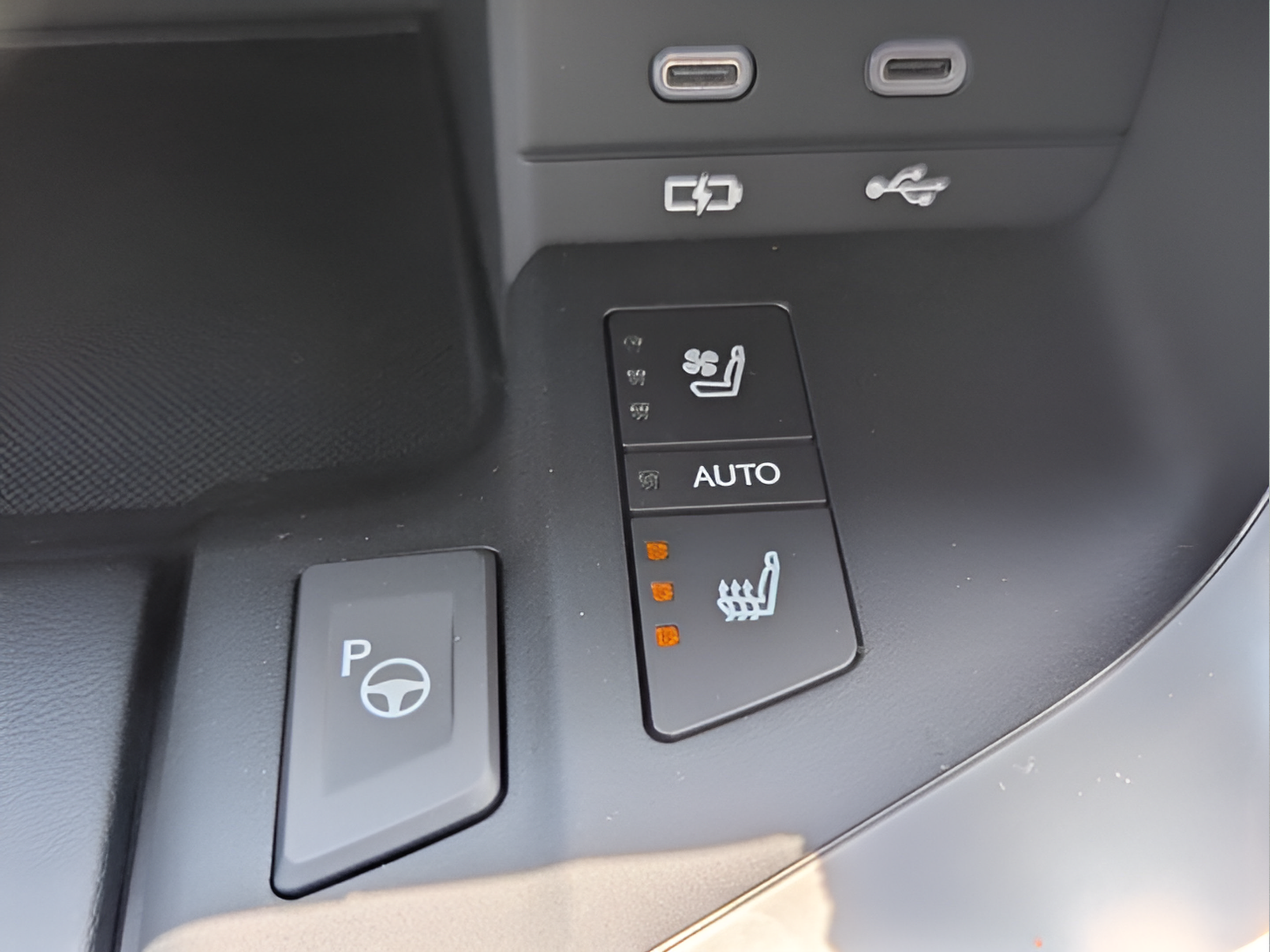 New 2026 Lexus LX 700h F Sport AWD/4WD image 24