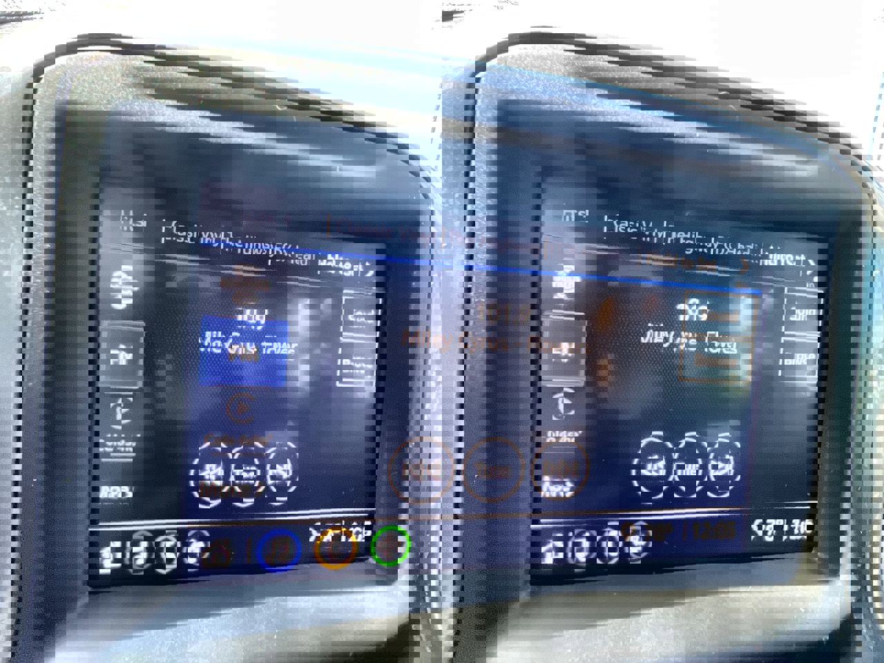 Used 2025 Chevrolet Silverado 2500 Custom w/ Custom Value Package image 13