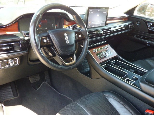 Used 2022 Lincoln Aviator Reserve image 26