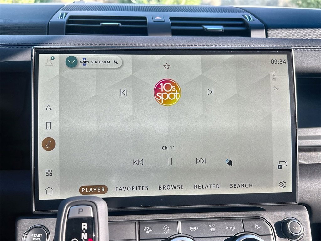 Used 2026 Land Rover Defender 130 S image 24