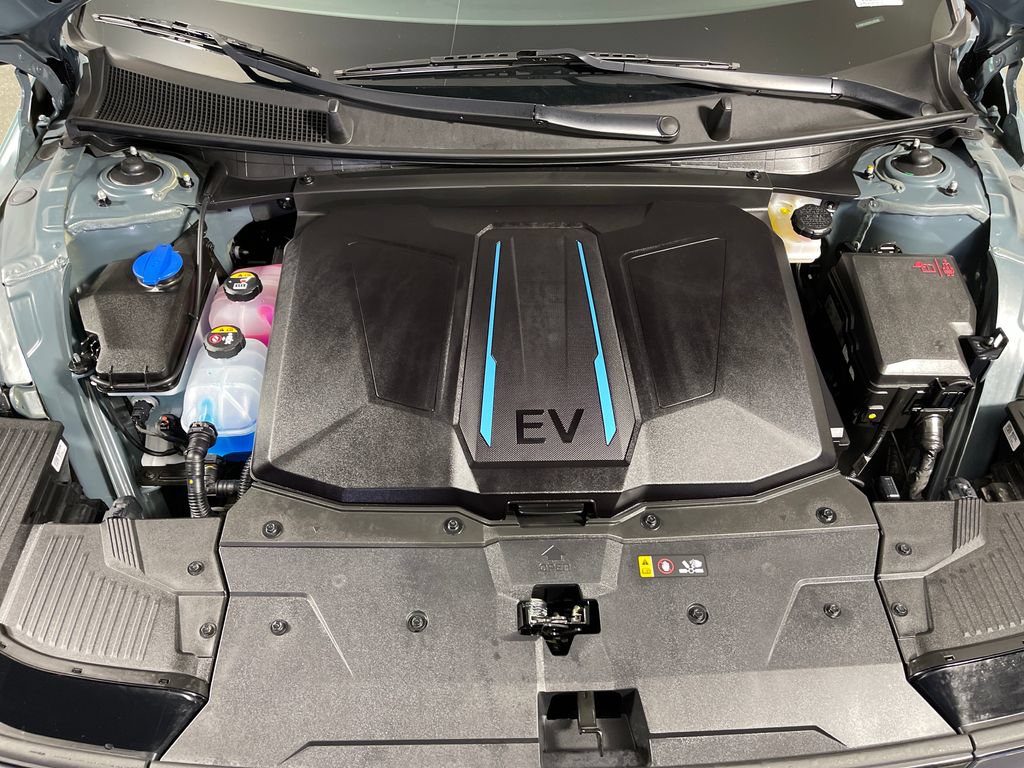 Certified 2024 Hyundai Ioniq 5 SEL RWD image 9