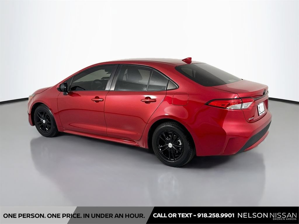 Used 2021 Toyota Corolla LE FWD image 7