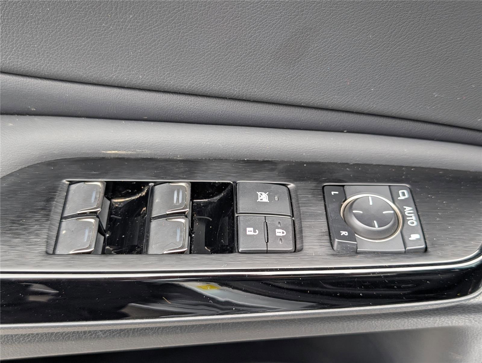 Used 2024 Lexus ES 300h F Sport image 20