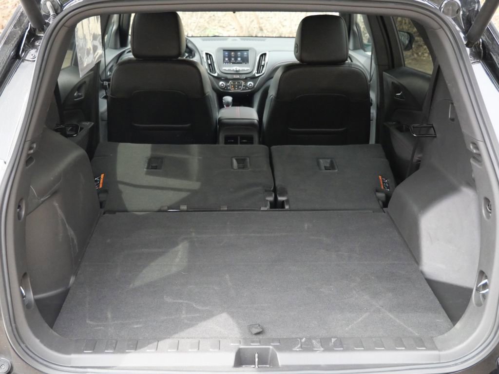 Used 2023 Chevrolet Equinox RS AWD/4WD image 28
