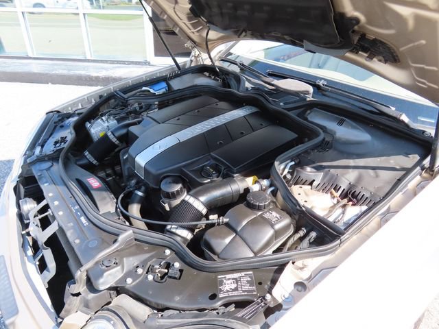 Used 2005 Mercedes-Benz E 320 Sedan image 30