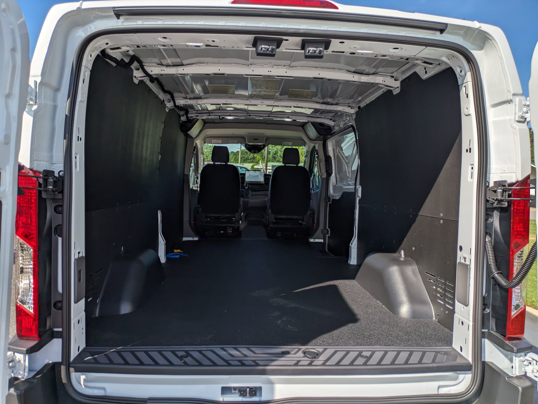 New 2025 Ford Transit 250 Low Roof w/ Load Area Protection Package image 27